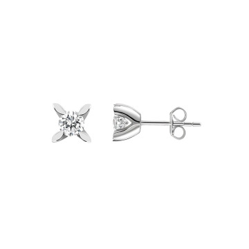 0,25 ct badem tektaş küpe 2,20 gr